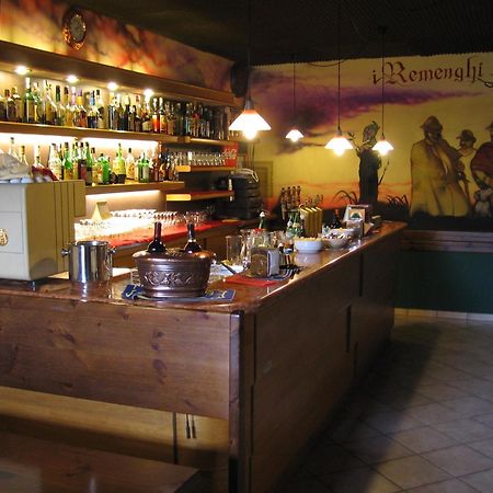 Hotel Cristina San Rocco di Piegara ภายนอก รูปภาพ