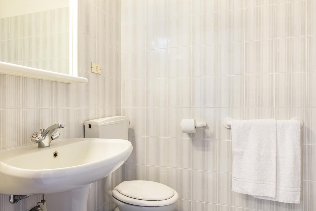 Hotel Cristina San Rocco di Piegara ภายนอก รูปภาพ