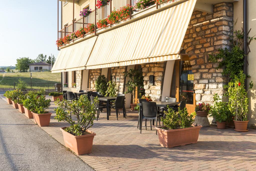 Hotel Cristina San Rocco di Piegara ภายนอก รูปภาพ