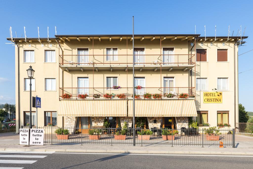 Hotel Cristina San Rocco di Piegara ภายนอก รูปภาพ